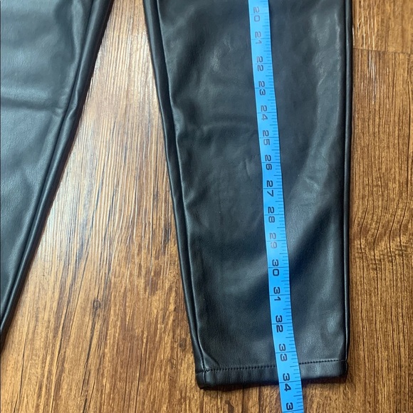 Jordache Girls Vegan Leather Pants Black Straight Leg Elastic Waist Sz 14 NWT - Picture 6 of 12